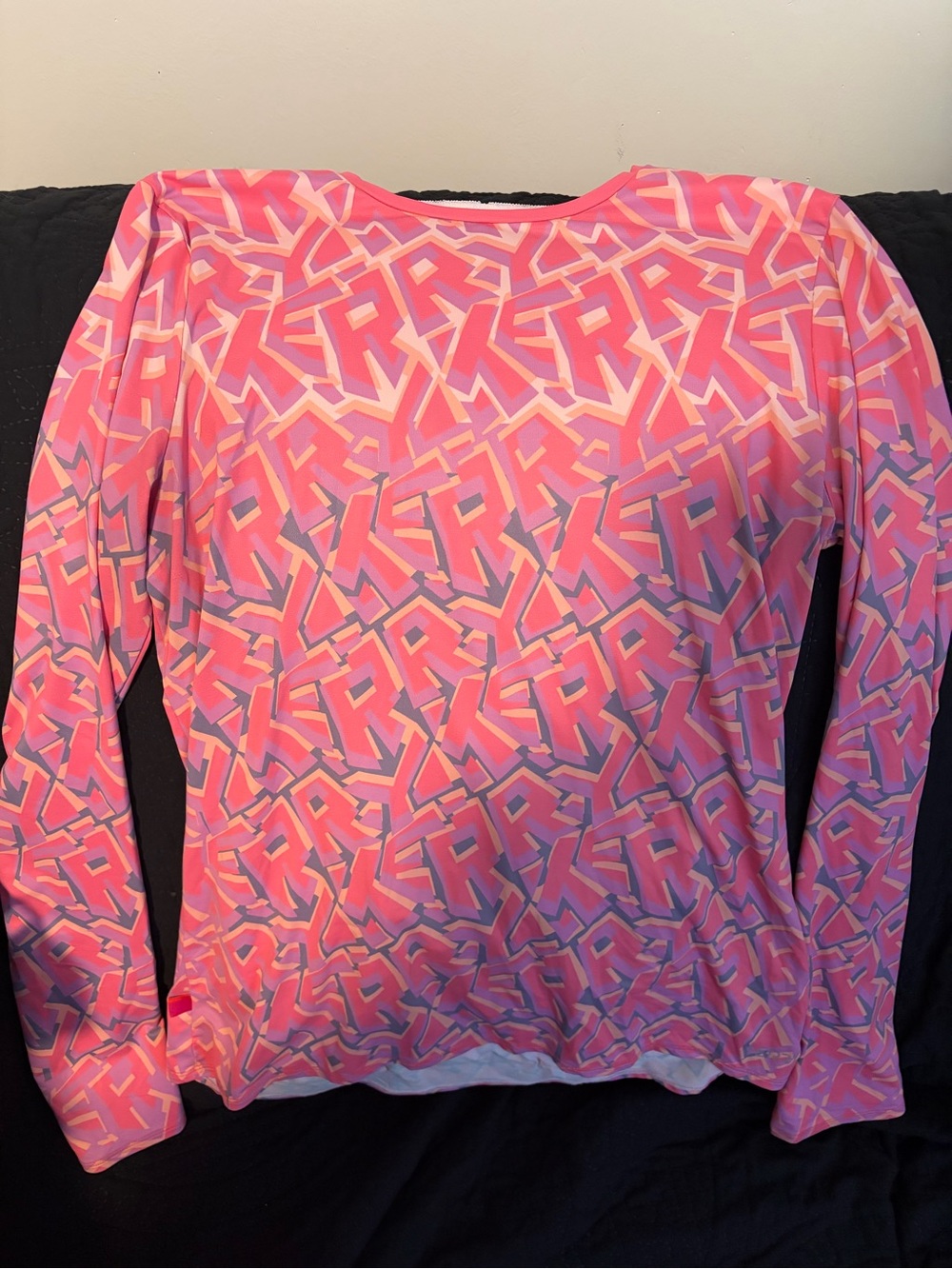 Women's Pink Geometric Long-Sleeve Jersey Top
